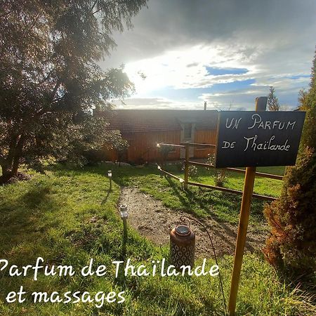 Un Parfum De Thailande, Ressourcement Et Massages Curemonte ภายนอก รูปภาพ